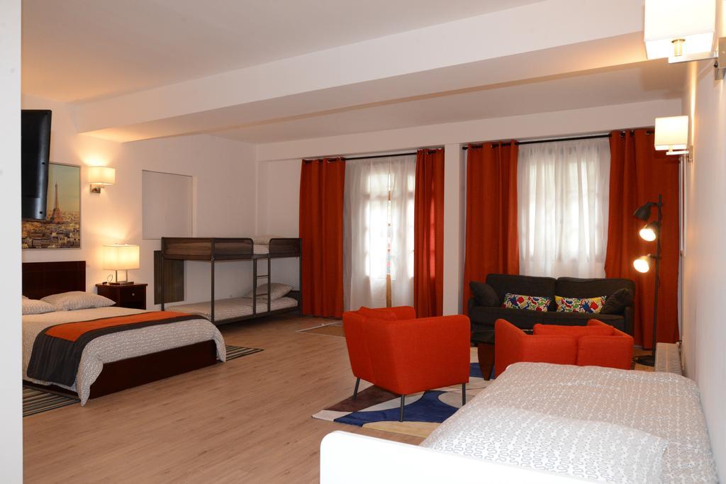 Les Chambres Panda แซ็ง-เตญ็อง ภายนอก รูปภาพ